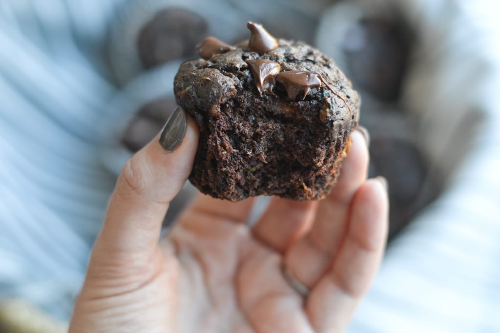 how to make Chocolate Zucchini Muffins
