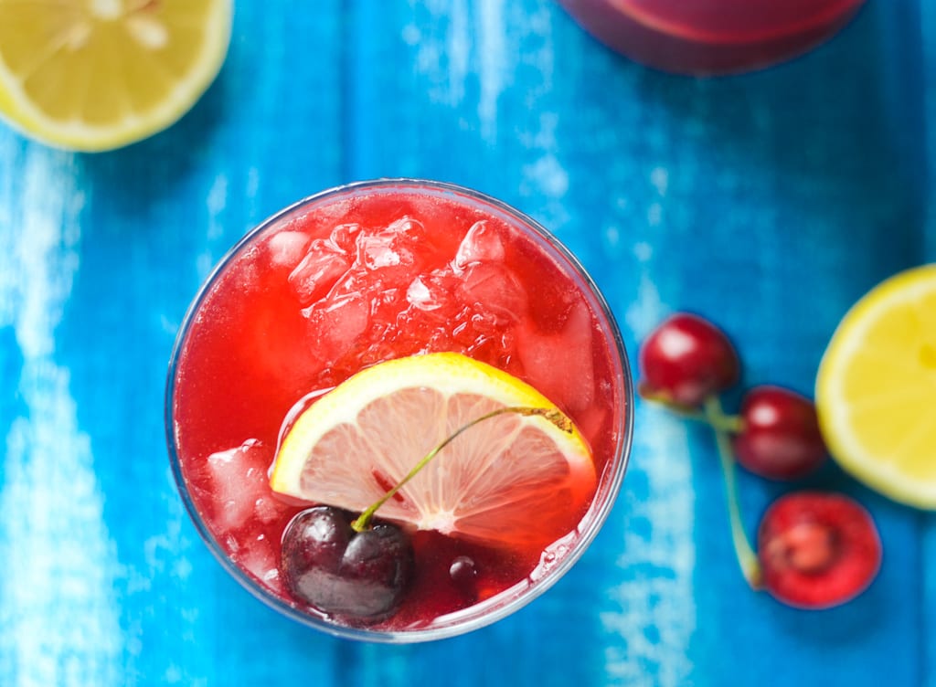 Easy Cherry Lemonade Recipe - Home Sweet Table - Healthy, fresh, and ...