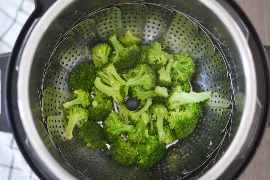 Instant Pot Steamed Broccoli 
