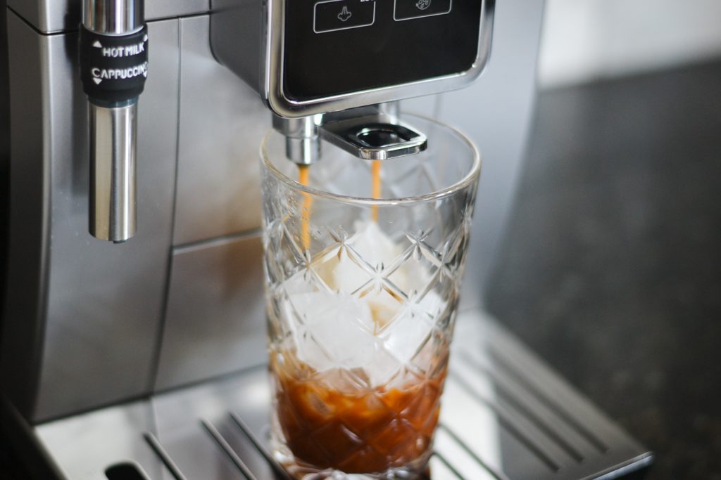 De'Longhi Dinamica Fully Automatic Coffee & Espresso Machine with  Adjustable Frother + Reviews