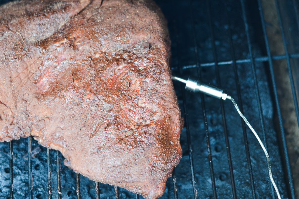 how to smoke tri tip- use a thermometer